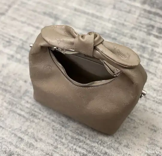 Cheap WHY KNOT VUITTON LOUIS PM 0624